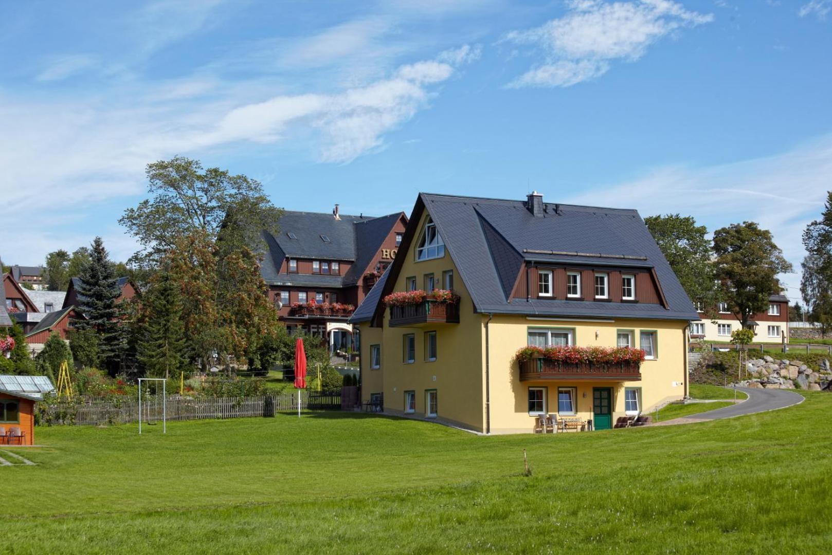 Landhotel Zu Heidelberg ザイフェン エクステリア 写真